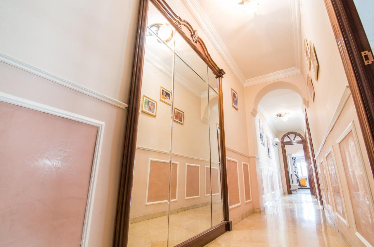 Lope De Vega Apartment Granada Exterior photo